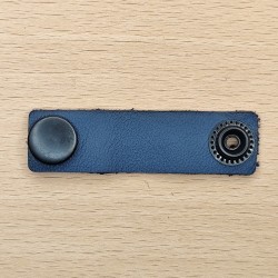 Attache en cuir pour nœud papillon