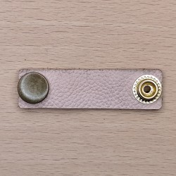 Attache en cuir pour nœud papillon
